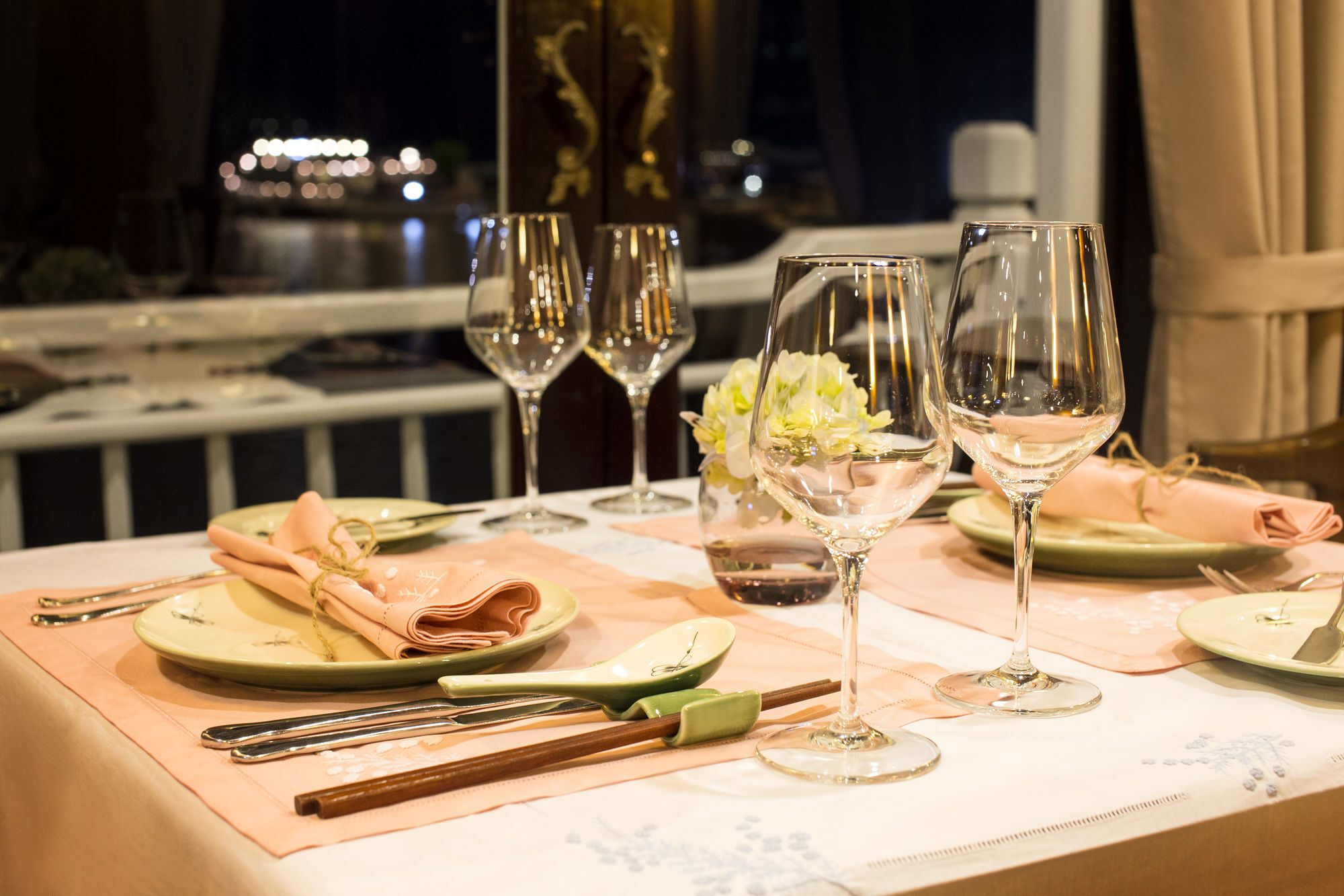 Aphrodite Cruise Ha Long Buitenkant foto